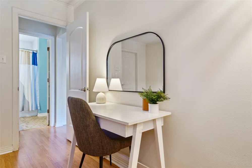 1422 Collier Street #214 Austin, TX 78704