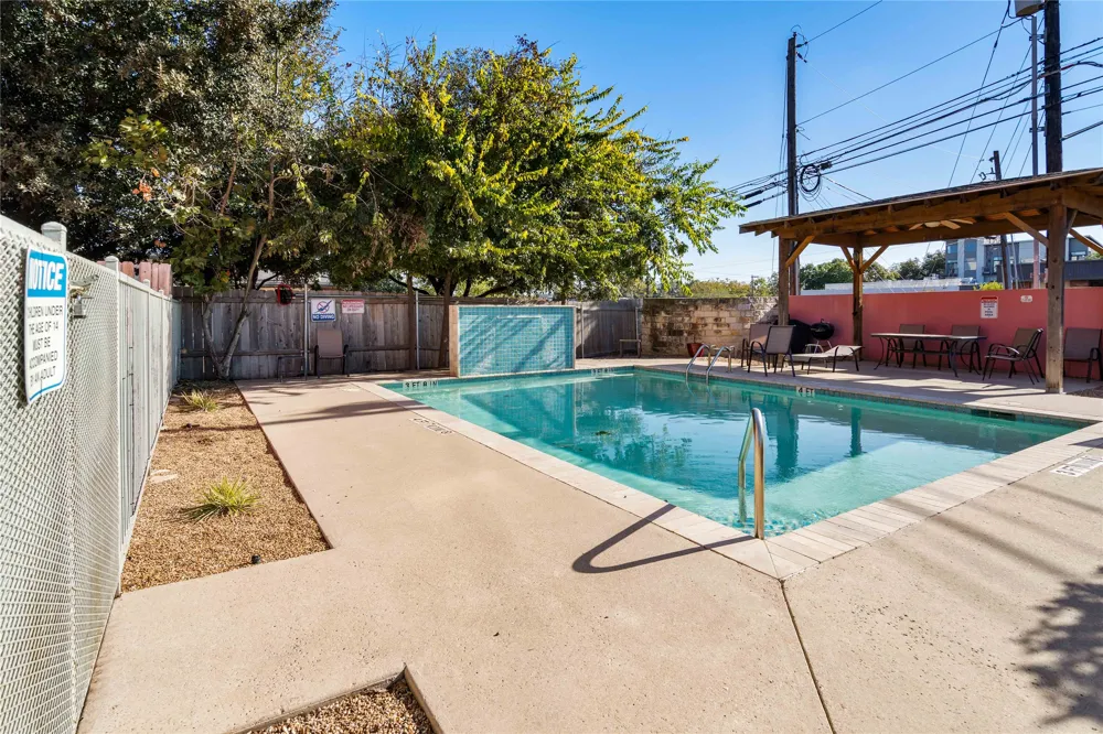 1422 Collier Street #214 Austin, TX 78704