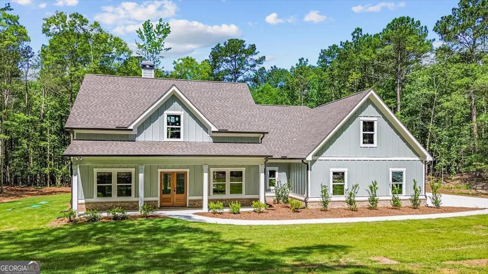 1271 Simmons RD Social Circle, GA 30025
