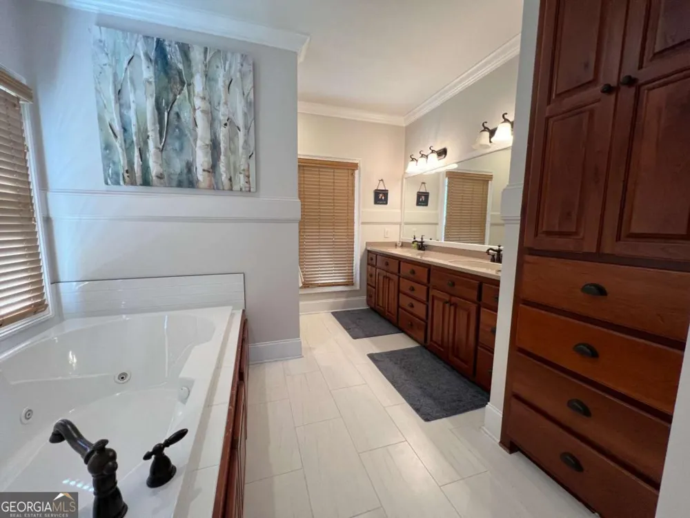 2261 Eastgate DR E Hiawassee, GA 30546