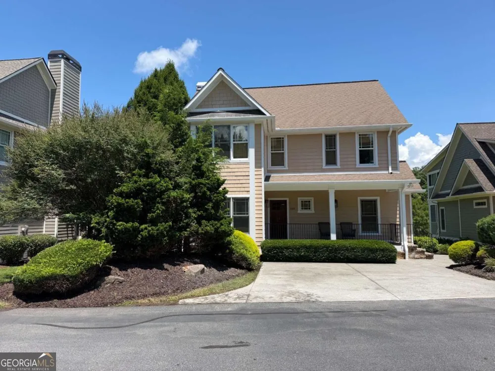 2261 Eastgate DR E Hiawassee, GA 30546