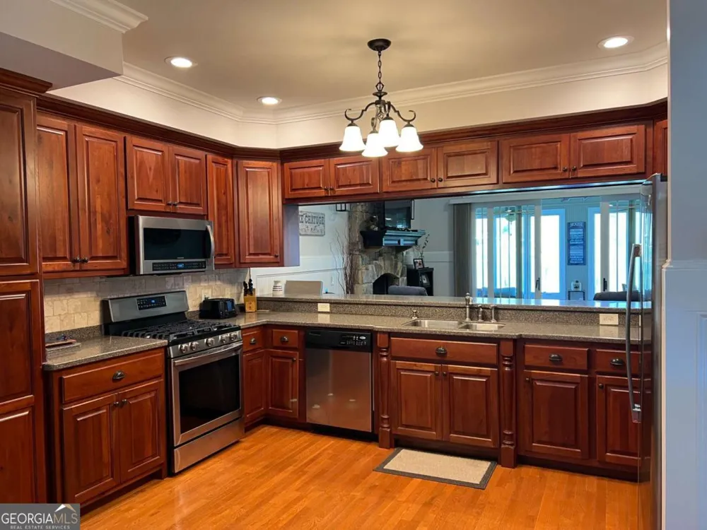 2261 Eastgate DR E Hiawassee, GA 30546