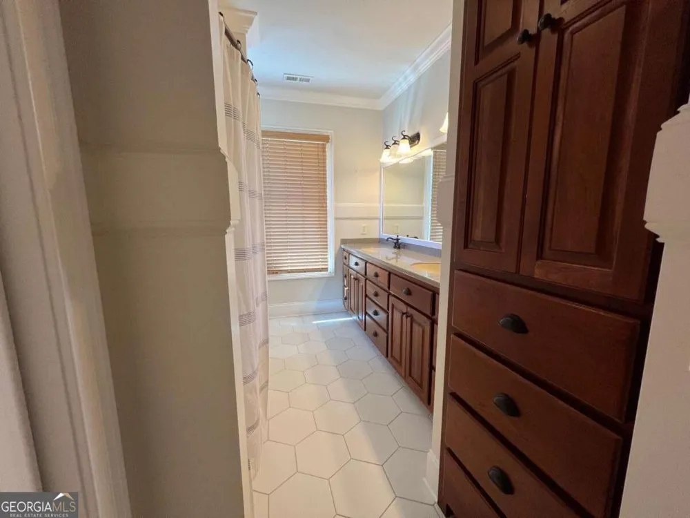 2261 Eastgate DR E Hiawassee, GA 30546