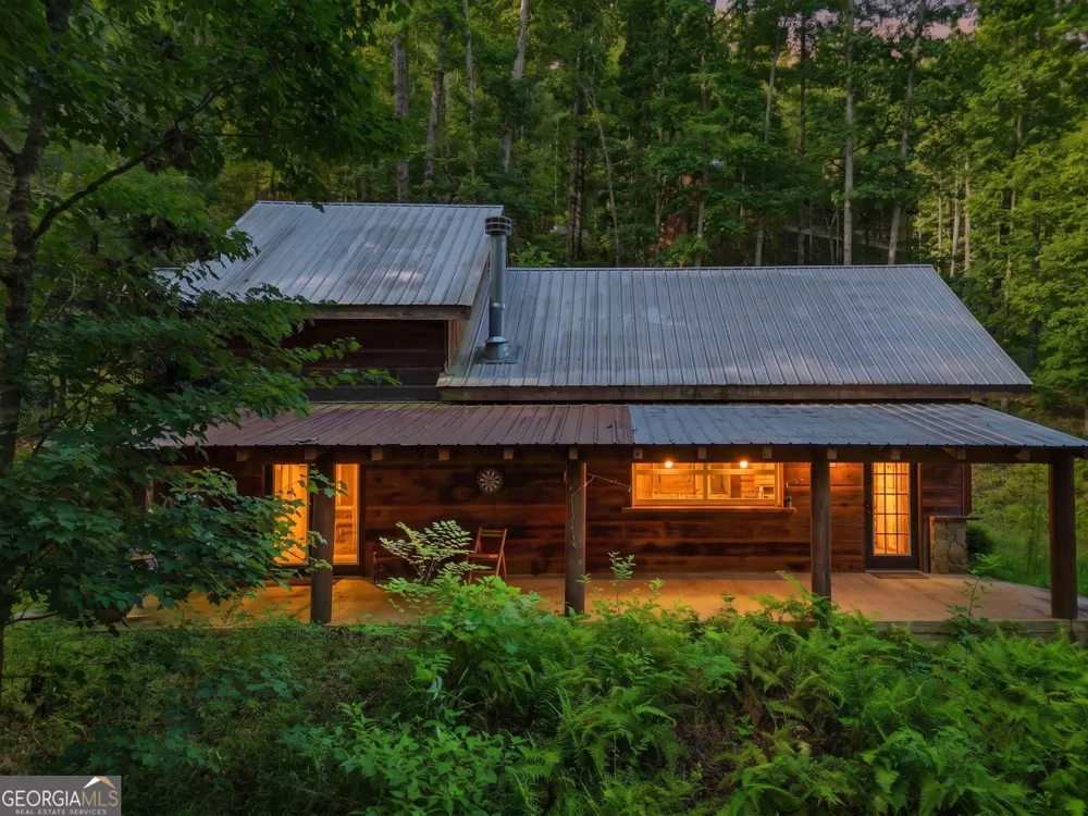 50 Pigeon Creek RD Blue Ridge, GA 30513