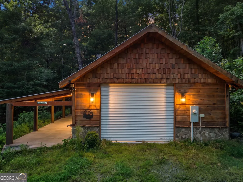 50 Pigeon Creek RD Blue Ridge, GA 30513