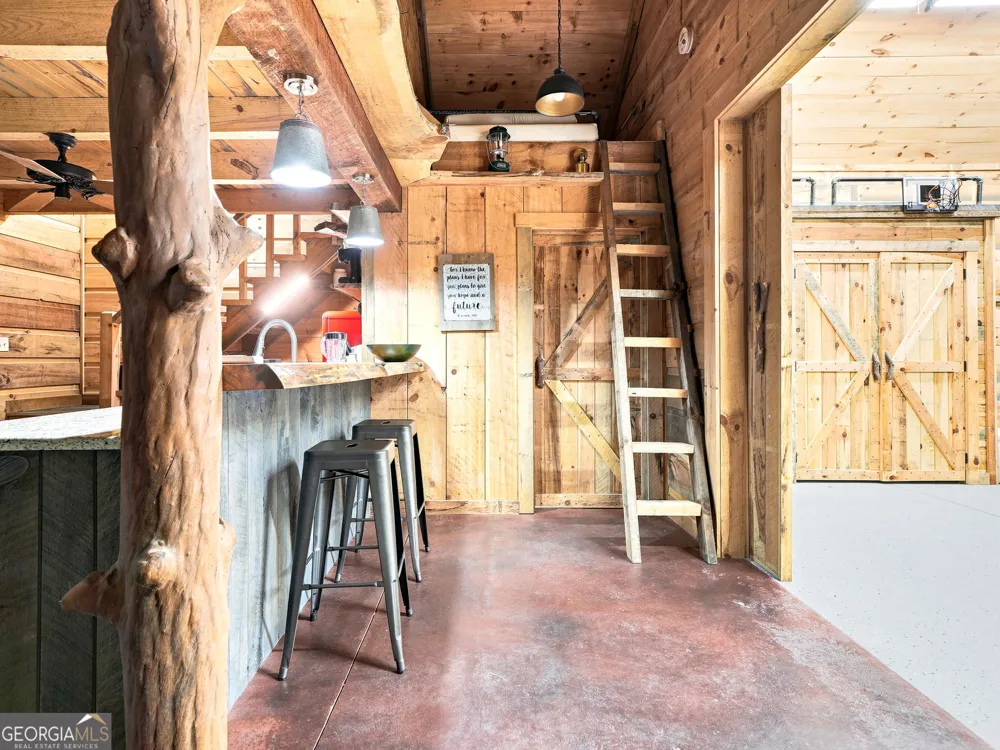 50 Pigeon Creek RD Blue Ridge, GA 30513
