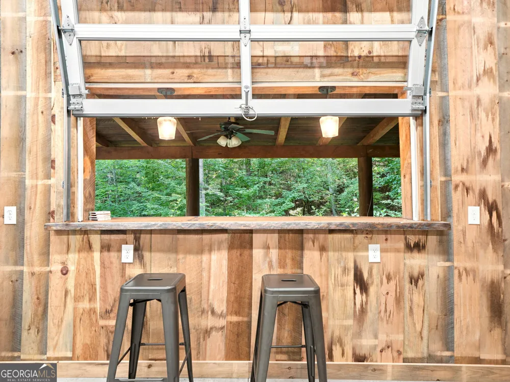 50 Pigeon Creek RD Blue Ridge, GA 30513
