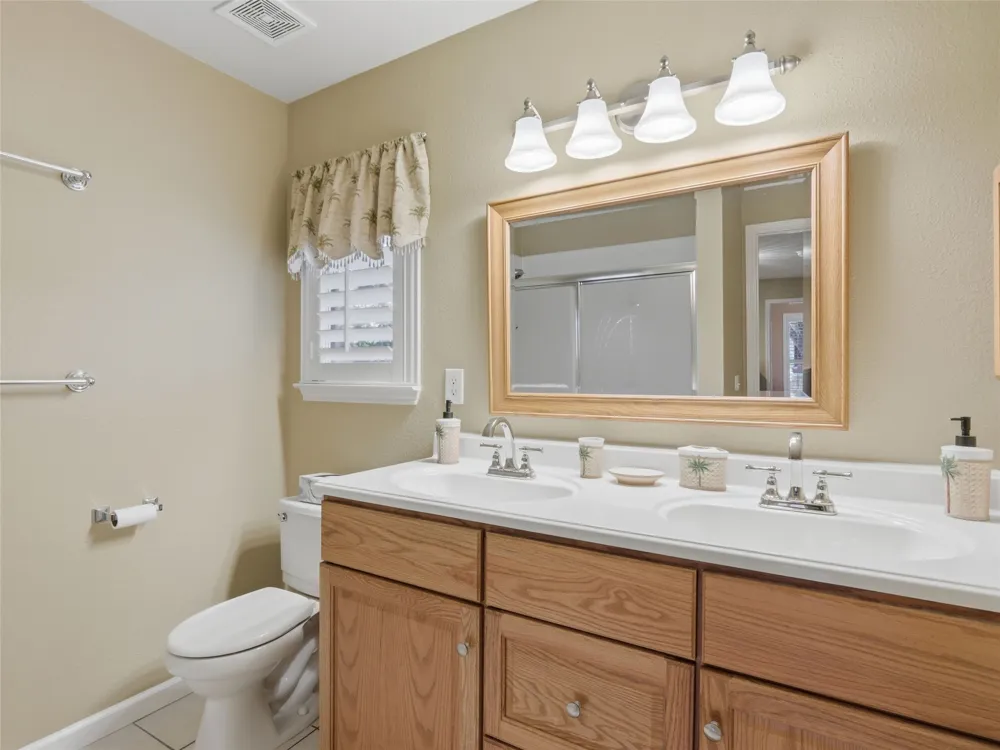 701 Moss Wood Schertz, TX 78154