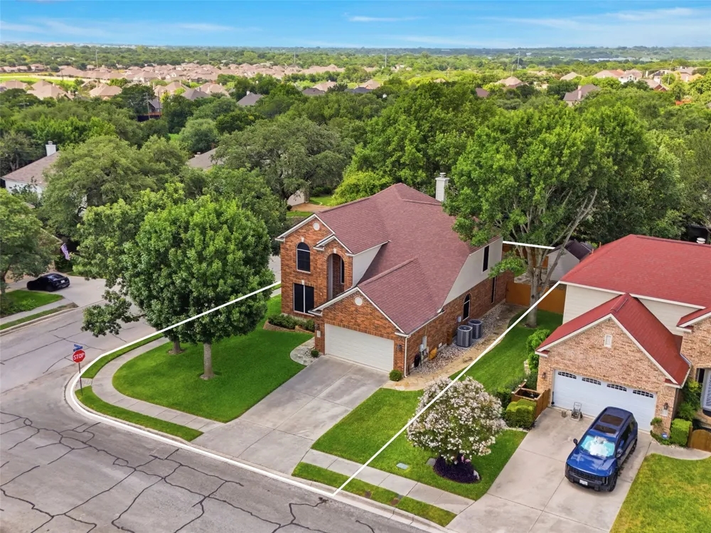 701 Moss Wood Schertz, TX 78154