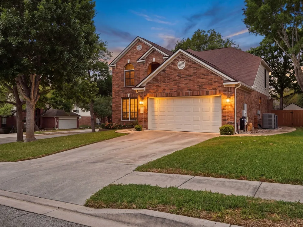 701 Moss Wood Schertz, TX 78154