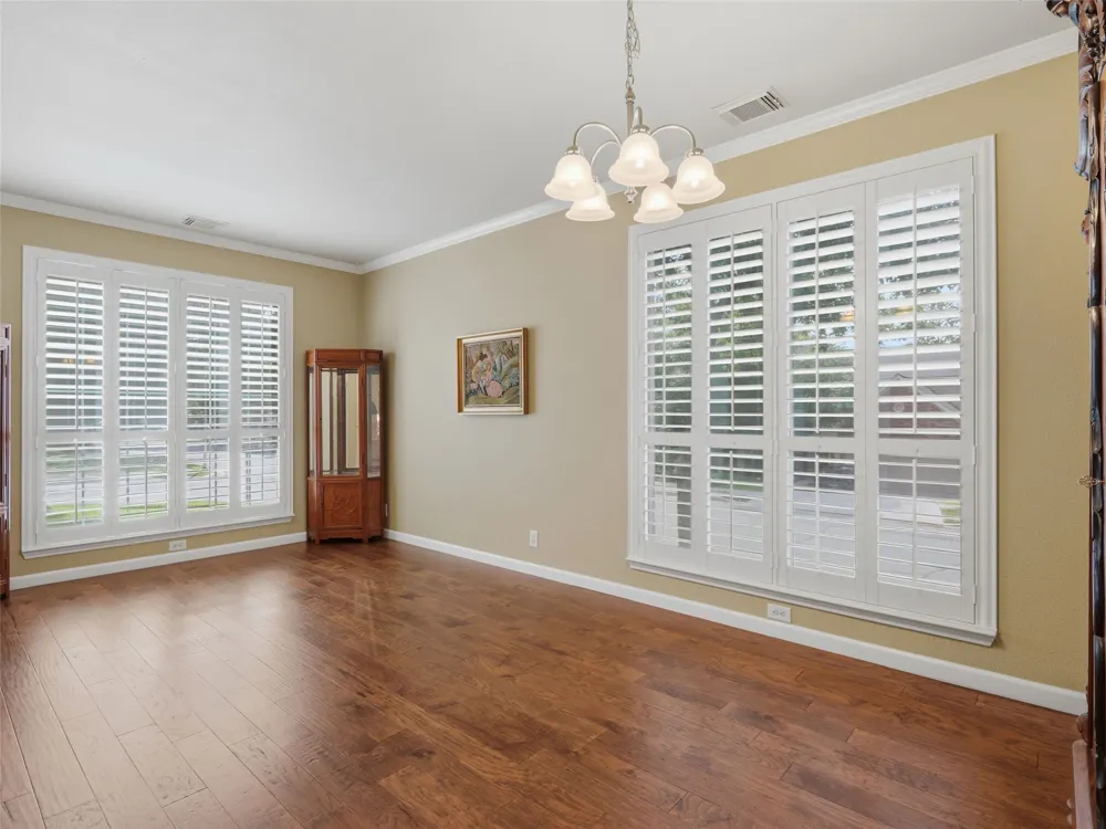 701 Moss Wood Schertz, TX 78154