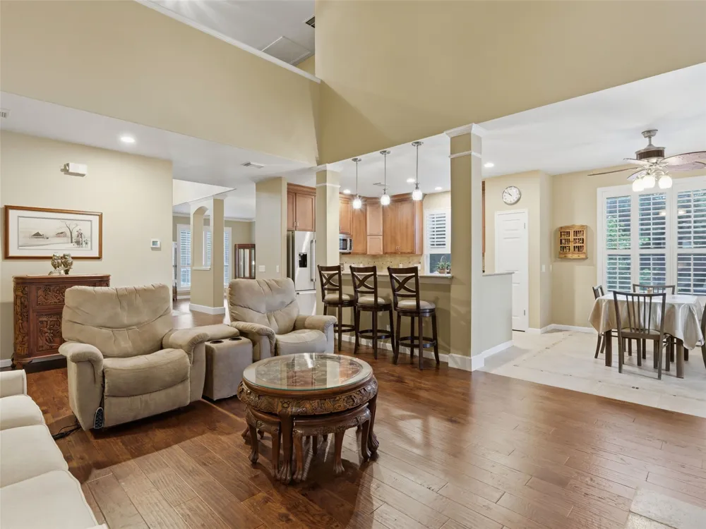 701 Moss Wood Schertz, TX 78154