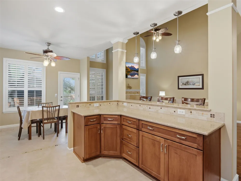 701 Moss Wood Schertz, TX 78154