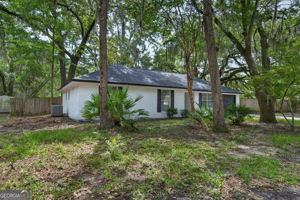 822 Lakeview CT Hinesville, GA 31313
