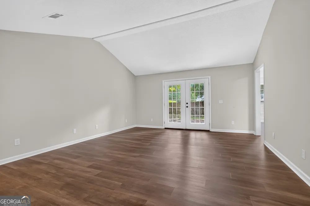 822 Lakeview CT Hinesville, GA 31313