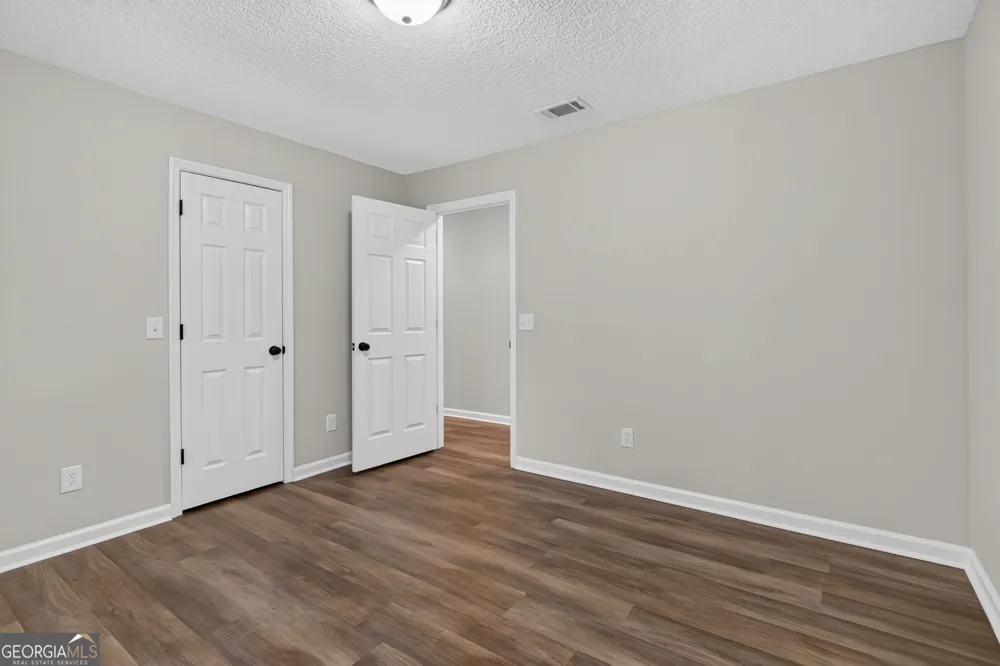 822 Lakeview CT Hinesville, GA 31313