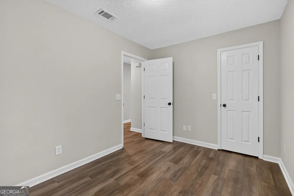 822 Lakeview CT Hinesville, GA 31313