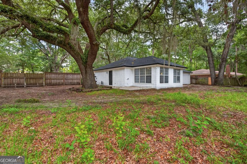 822 Lakeview CT Hinesville, GA 31313