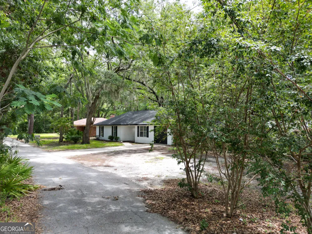 822 Lakeview CT Hinesville, GA 31313