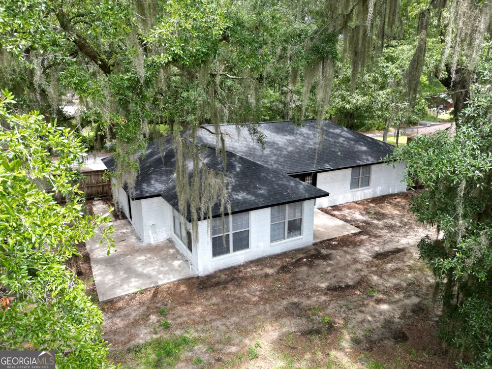822 Lakeview CT Hinesville, GA 31313