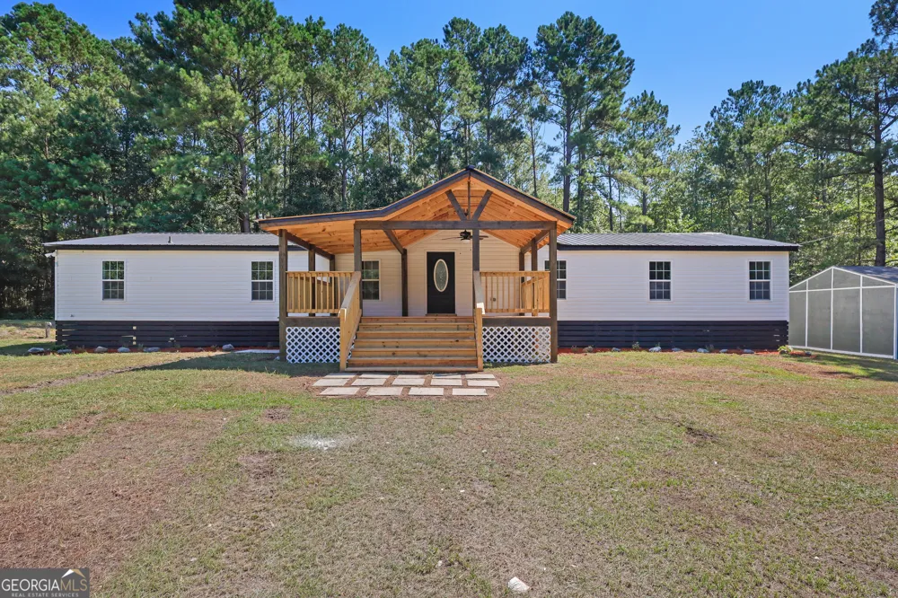 2458 Cecil Nobles HWY Ludowici, GA 31316