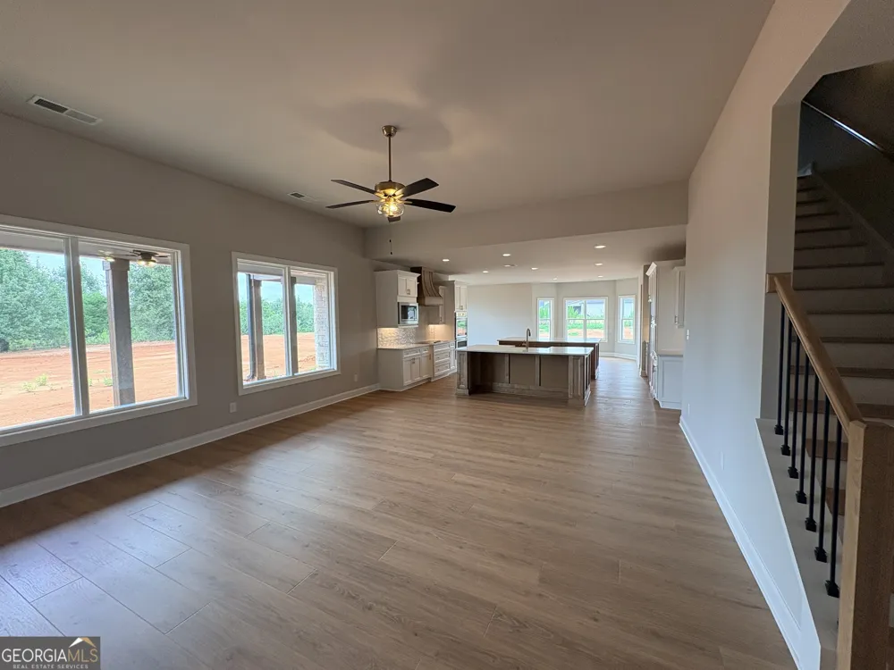 348 Grove PARK Senoia, GA 30276