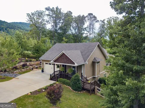 2068 Gallatin RD