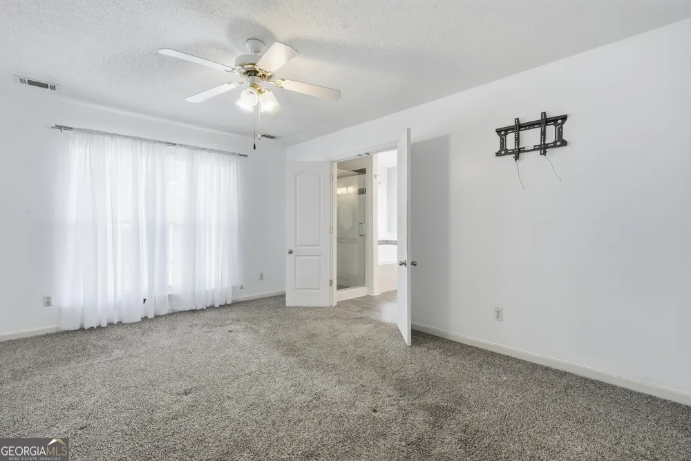 197 Young WAY Richmond Hill, GA 31324