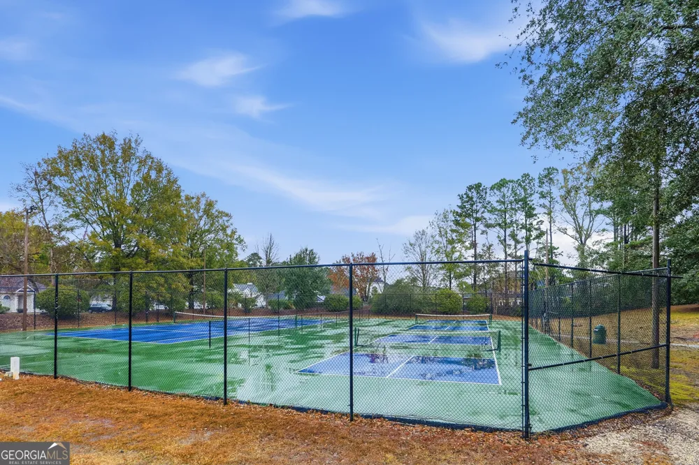 197 Young WAY Richmond Hill, GA 31324
