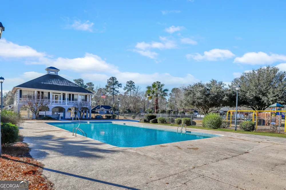 197 Young WAY Richmond Hill, GA 31324