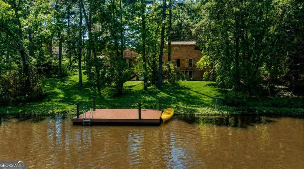 8 Canterbury DR Newnan, GA 30263