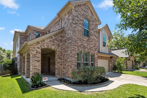 2693 Mirasol Loop