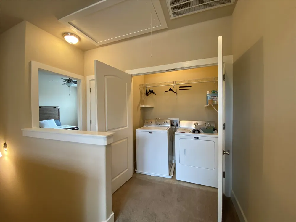 351 Madison Oaks Avenue #3B Georgetown, TX 78626