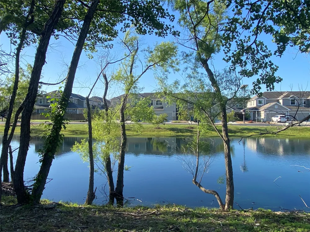 351 Madison Oaks Avenue #3B Georgetown, TX 78626