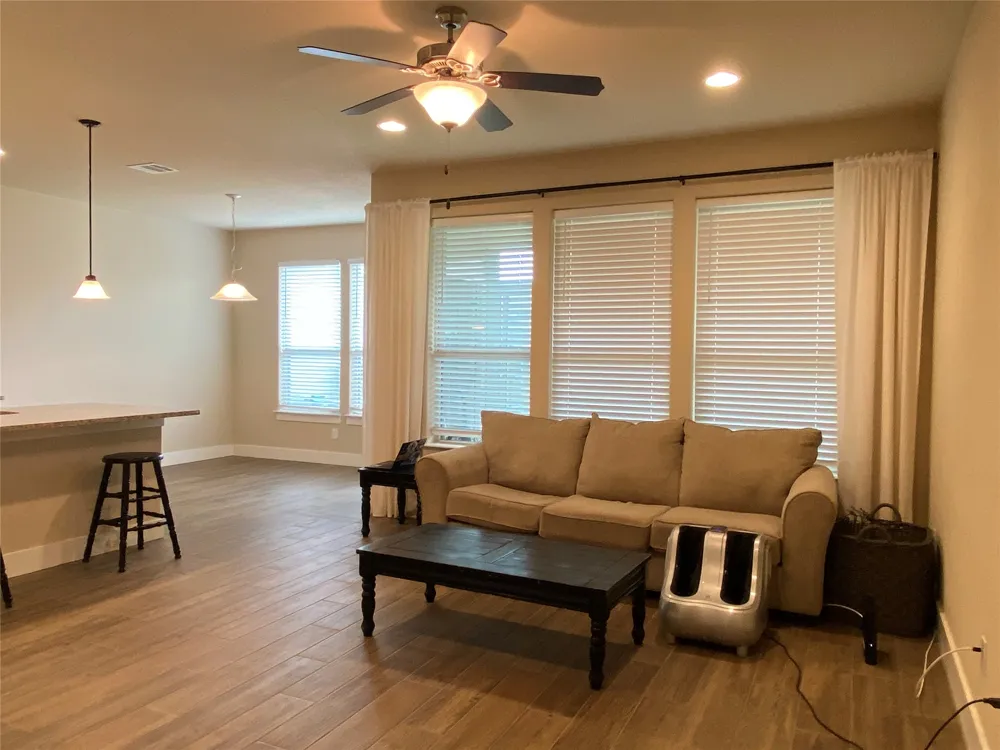 351 Madison Oaks Avenue #3B Georgetown, TX 78626