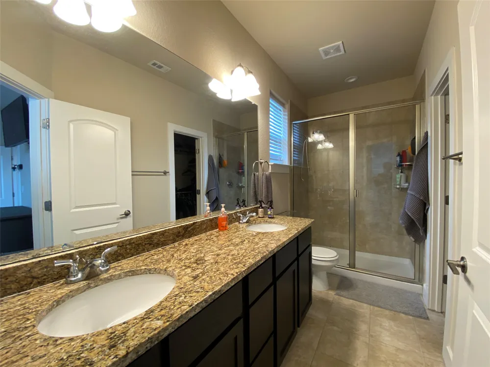 351 Madison Oaks Avenue #3B Georgetown, TX 78626