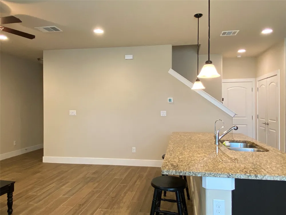 351 Madison Oaks Avenue #3B Georgetown, TX 78626