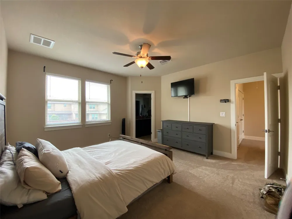 351 Madison Oaks Avenue #3B Georgetown, TX 78626