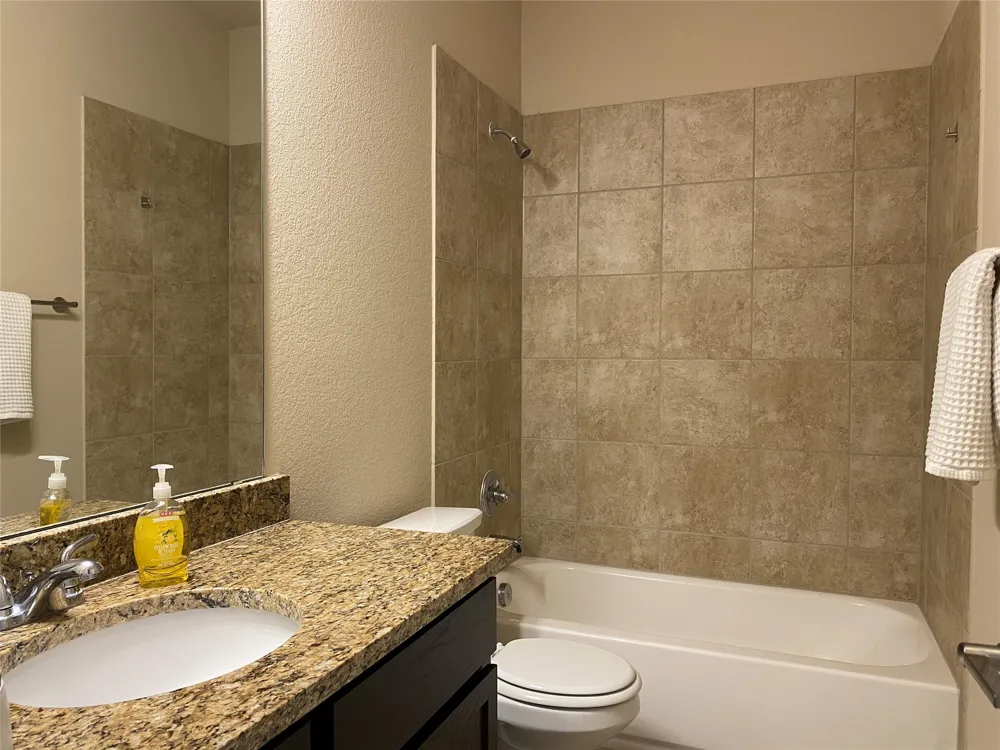 351 Madison Oaks Avenue #3B Georgetown, TX 78626