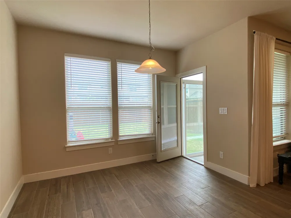 351 Madison Oaks Avenue #3B Georgetown, TX 78626