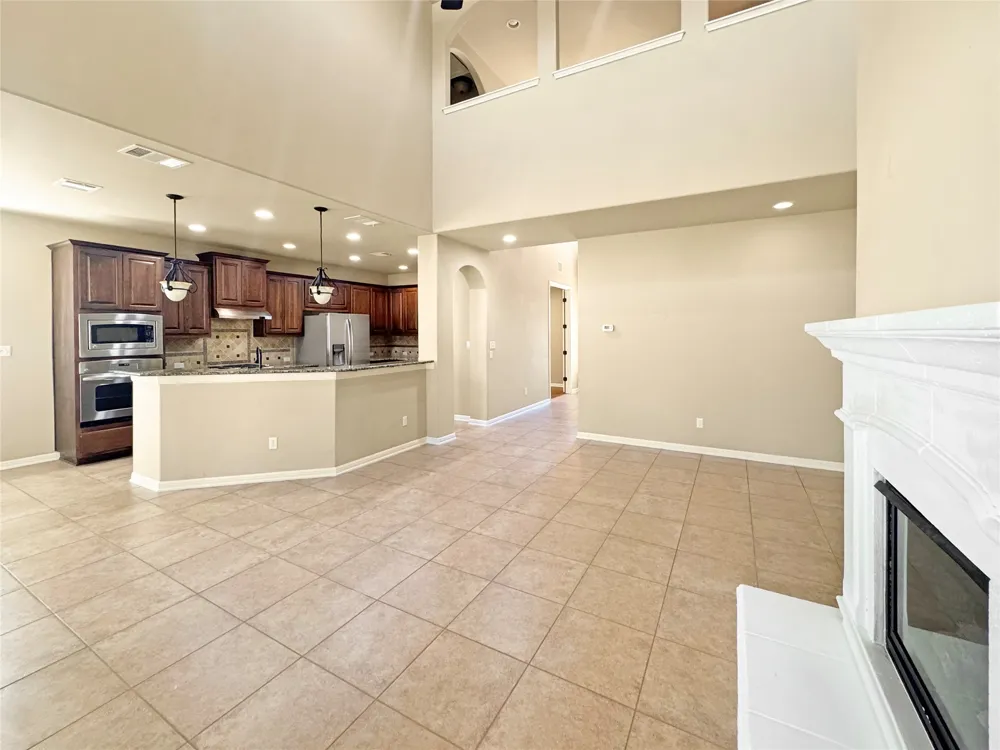 14312 SENIA Bend Austin, TX 78738