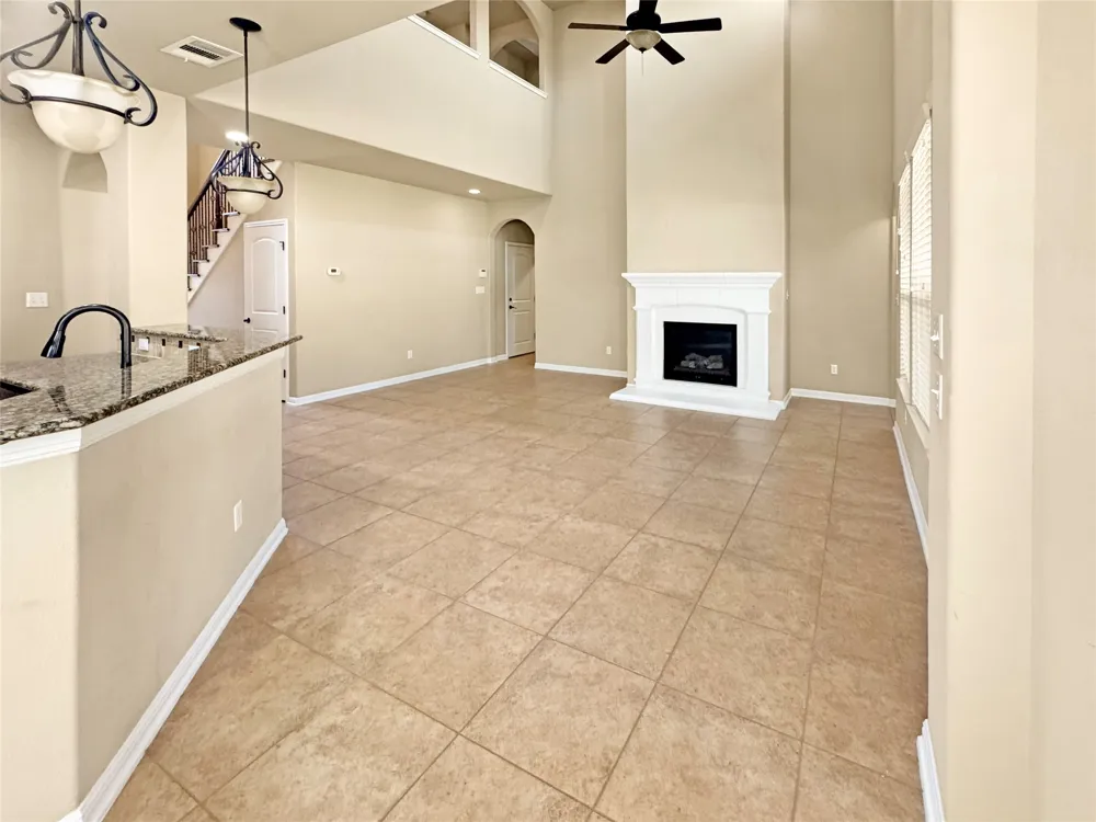 14312 SENIA Bend Austin, TX 78738