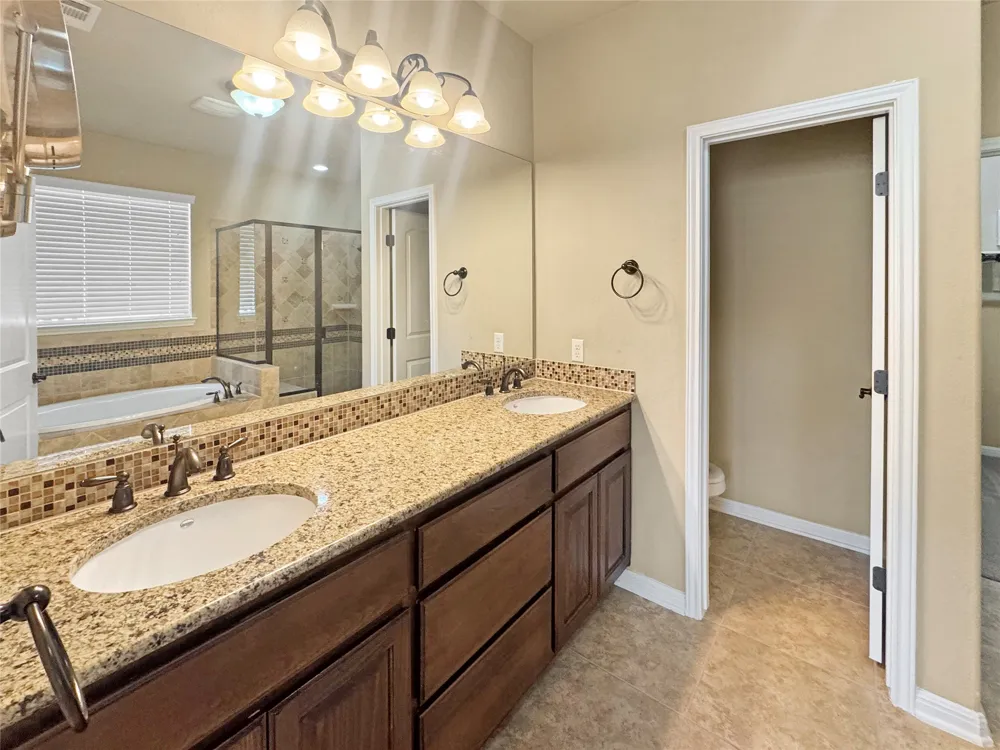14312 SENIA Bend Austin, TX 78738