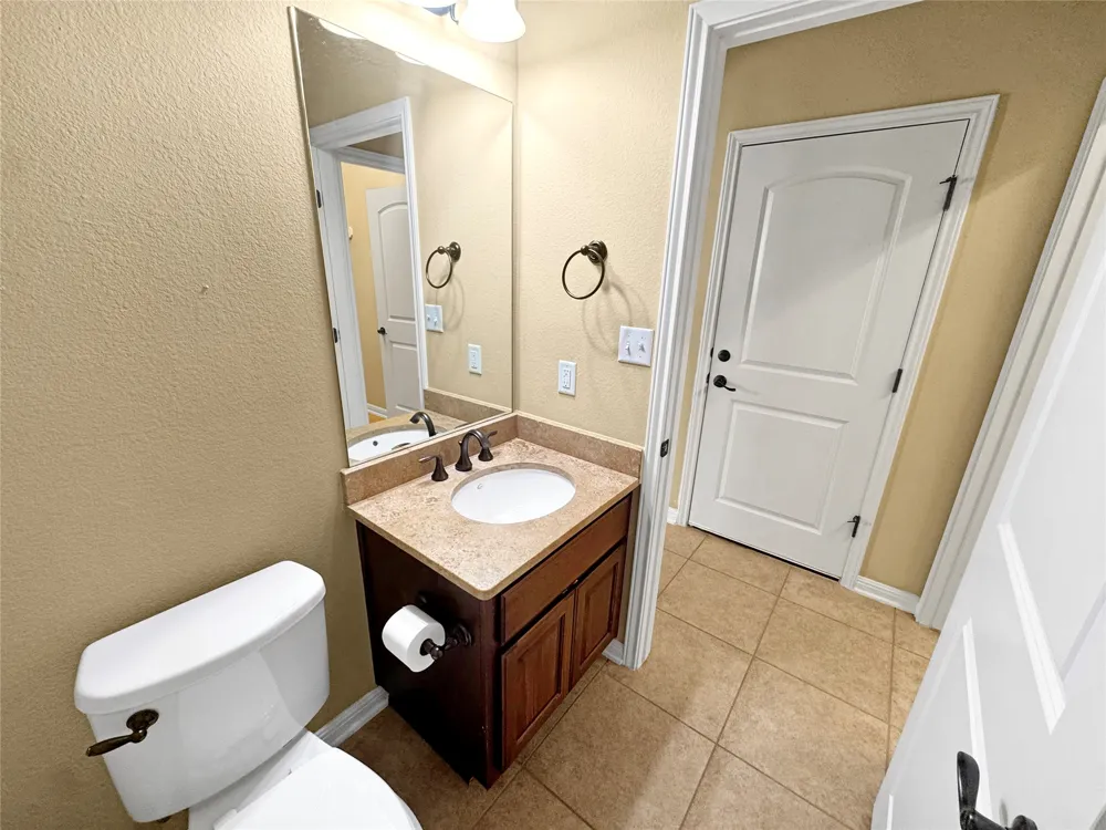14312 SENIA Bend Austin, TX 78738