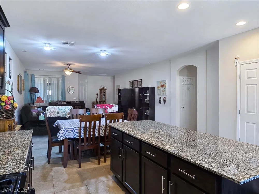 2736 Brinkley Manor Street Laughlin, NV 89029