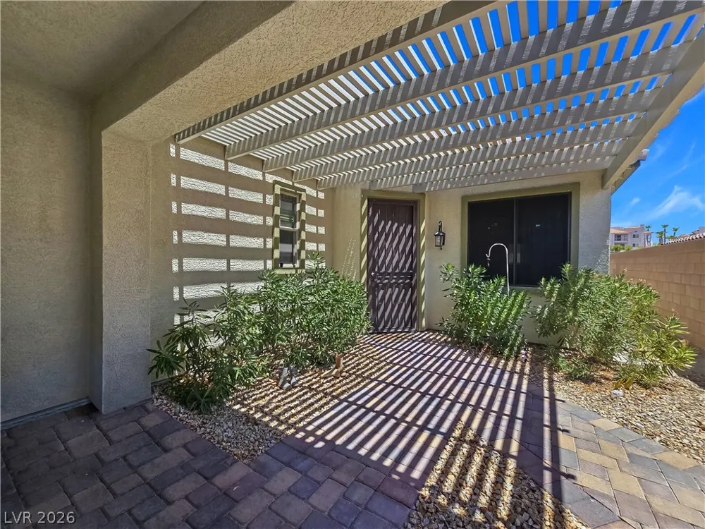 2736 Brinkley Manor Street Laughlin, NV 89029