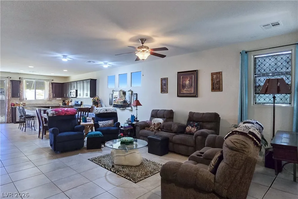 2736 Brinkley Manor Street Laughlin, NV 89029