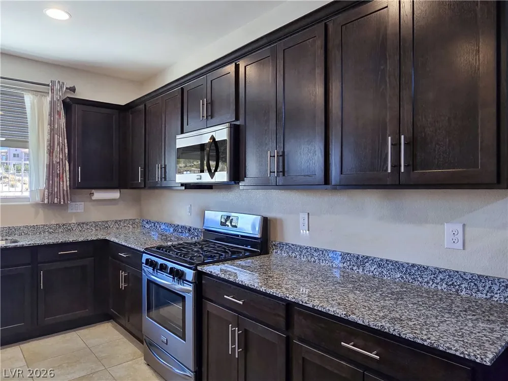 2736 Brinkley Manor Street Laughlin, NV 89029