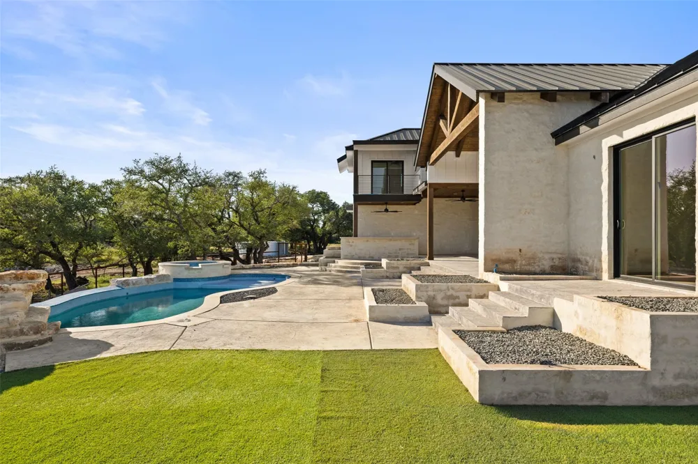 765 Legacy Hills Drive Johnson City, TX 78636