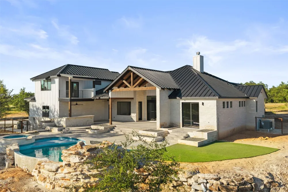 765 Legacy Hills Drive Johnson City, TX 78636